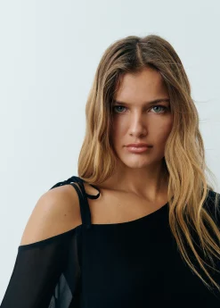 Blusa asimétrica manga larga*Brownie Clearance