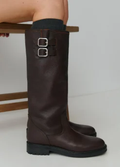 Bota alta piel hebillas*Brownie Sale