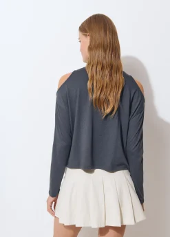 Camiseta cut-out hombro*Brownie Sale