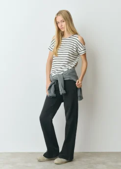 Camiseta raya tejida cut-out hombro*Brownie Outlet