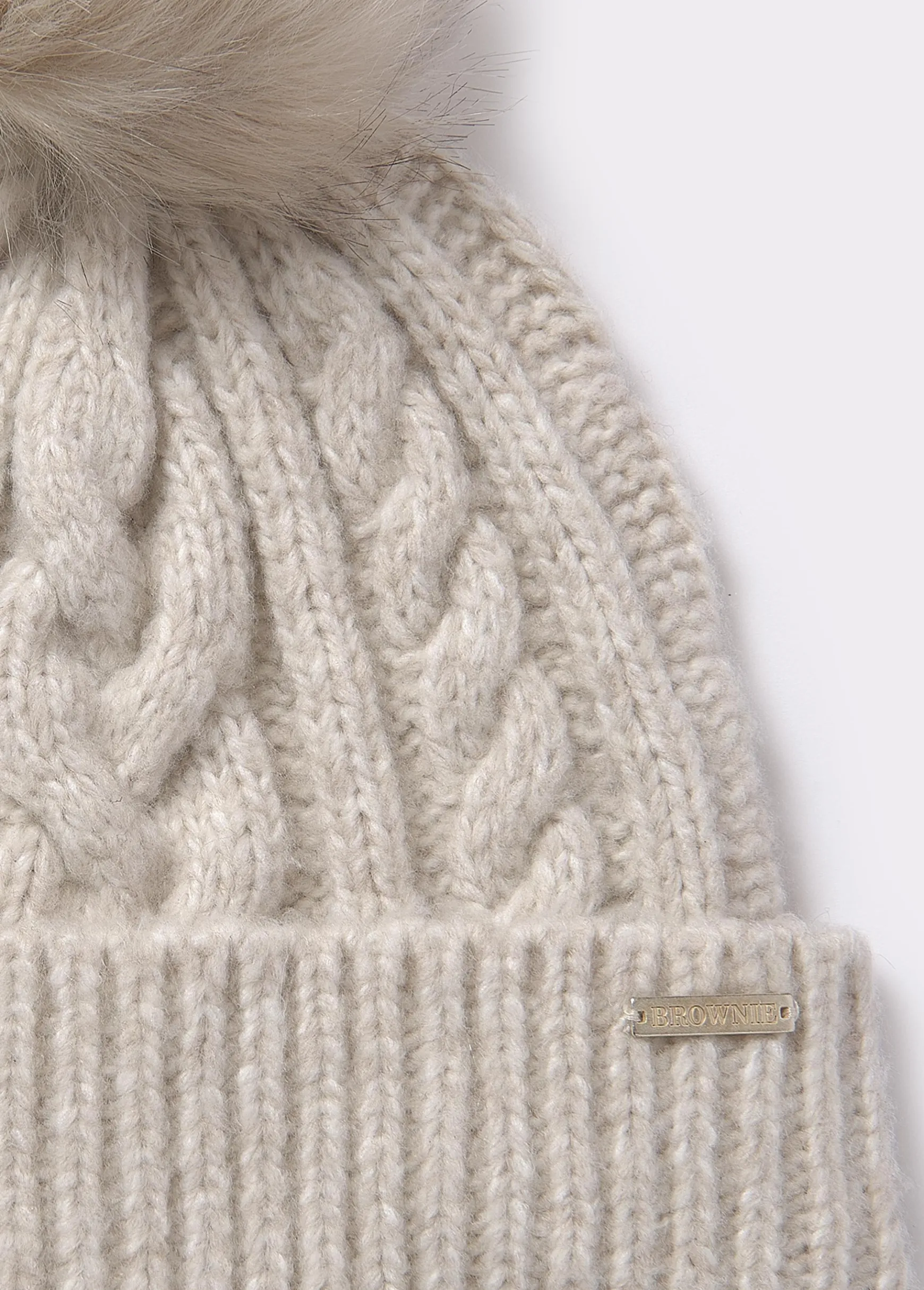 Gorro trenza bola pelo*Brownie Hot